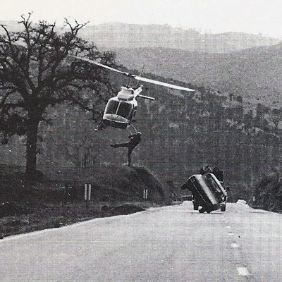 https://stuntsunlimited.com/wp-content/uploads/2014/02/Gary-Davis-Stunt-crp400.jpg